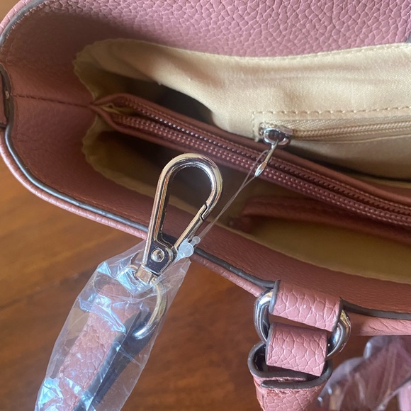 MAKE AN OFFER ✅ Giani Bernini leather bag - Picture 9 of 15